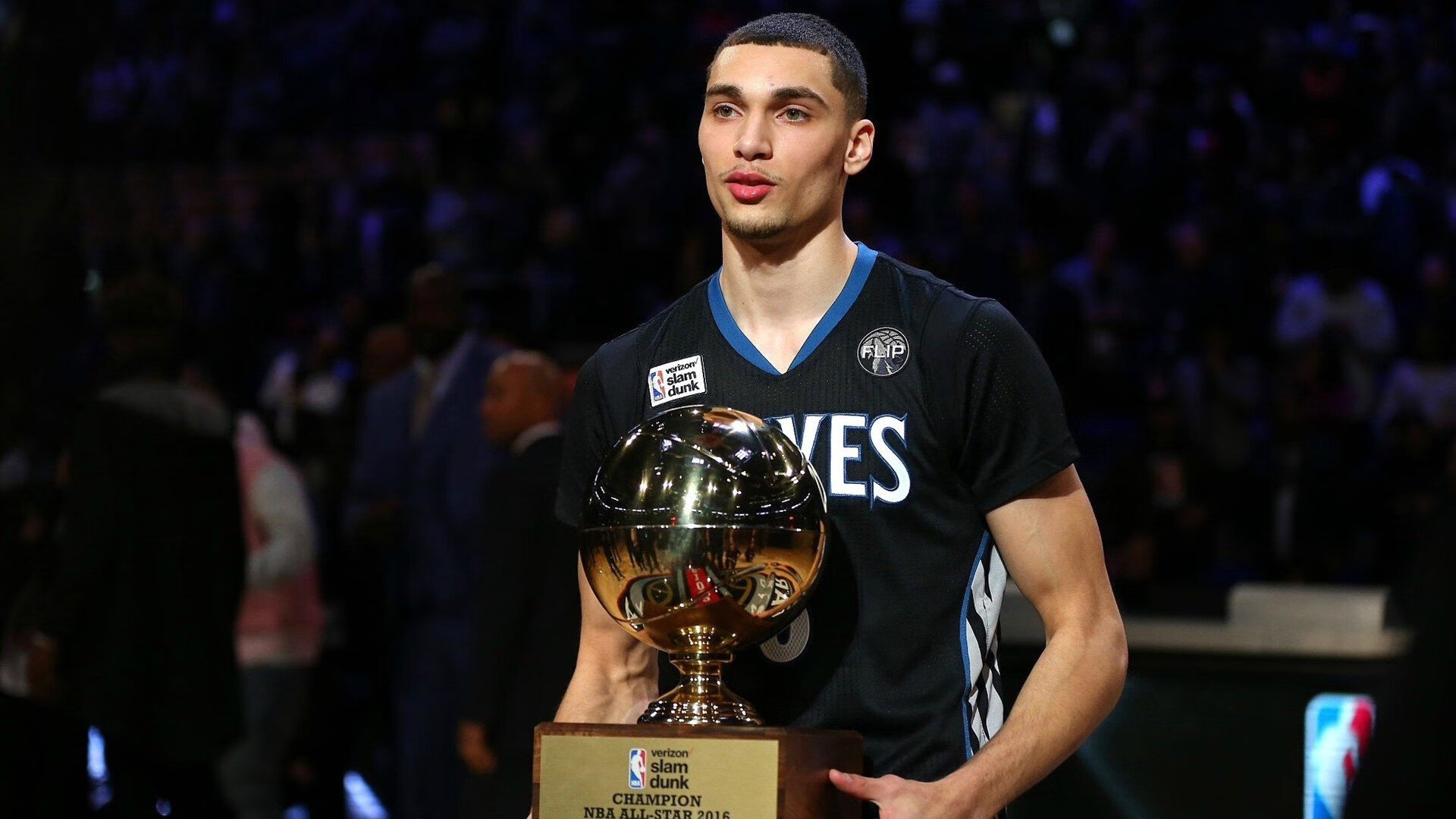 高芙赛点兑现,金州勇士淘汰马德里竞技晋级四强,主帅激动落泪